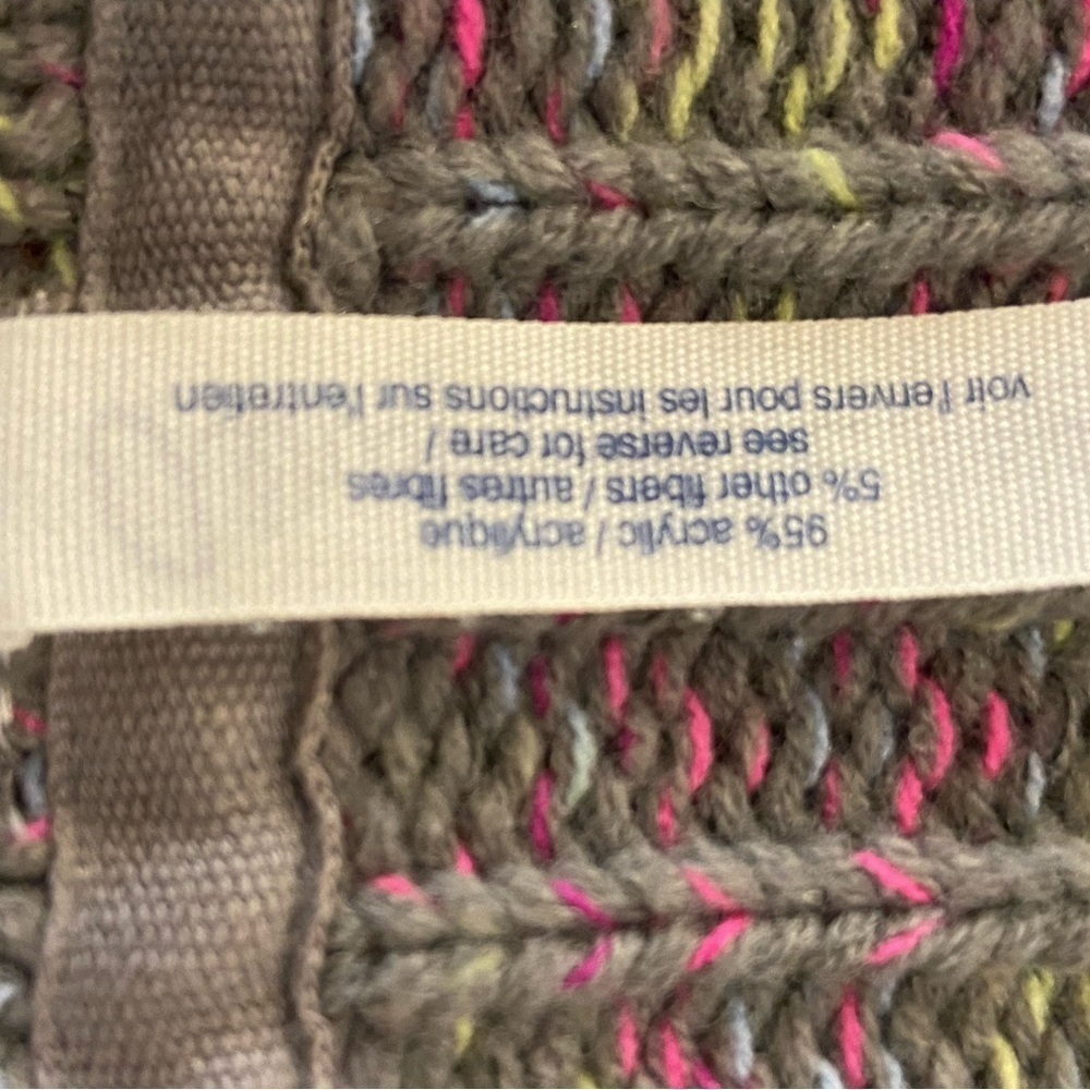 AEROPOSTALE cardigan. Very retro. Size small.​​​​​​​​ - Picture 6 of 6